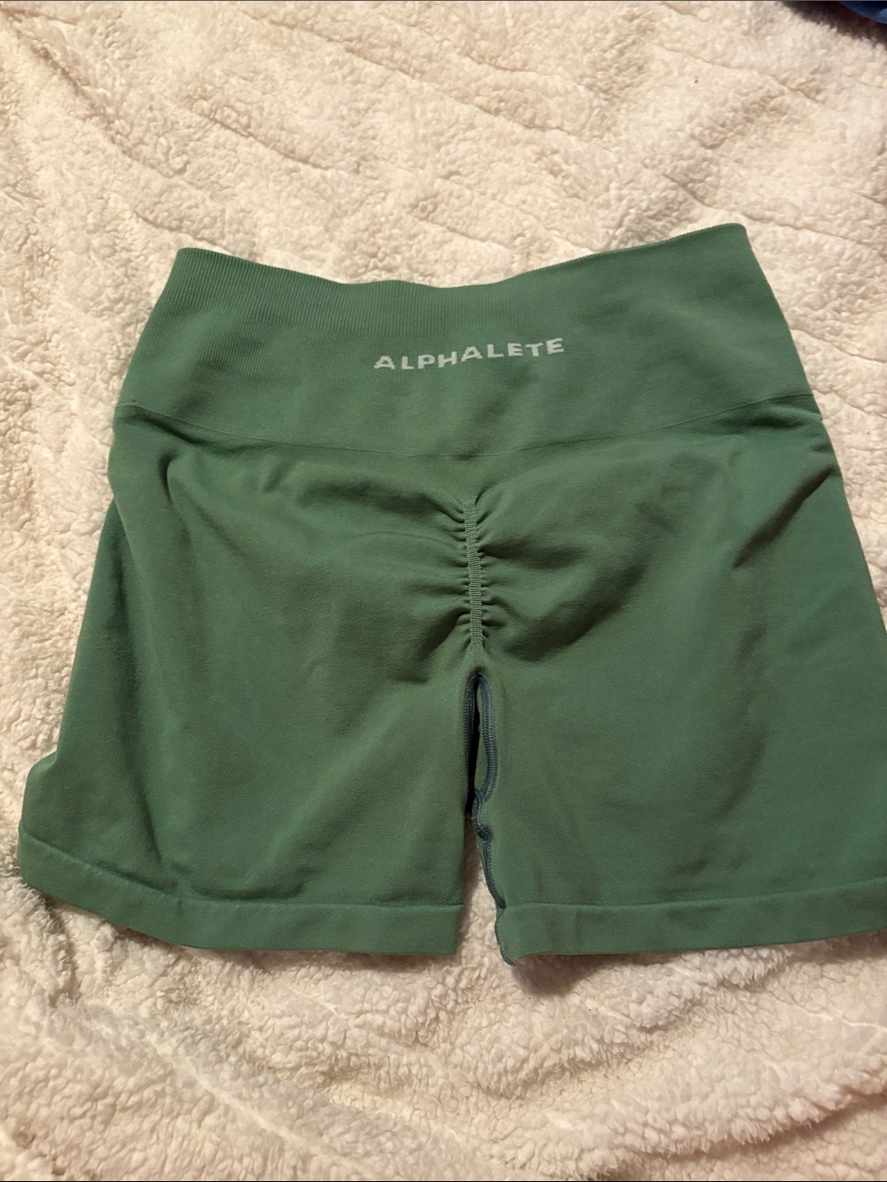 Alphalete Women's High-Rise Green Bike Shorts with Ruched Back